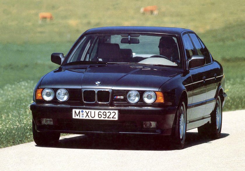 BMW 5 e34