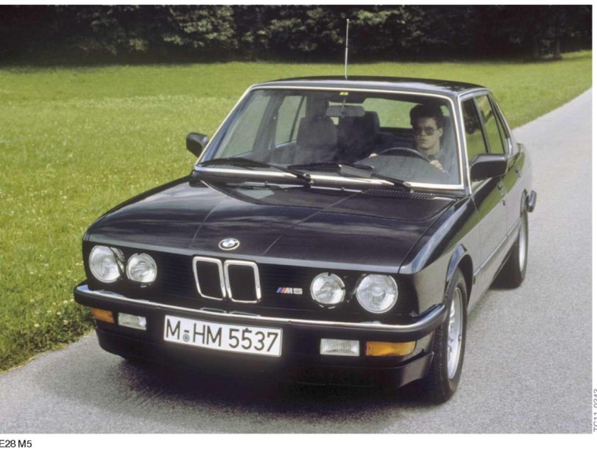 BMW e28 m5