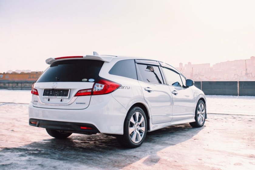 Honda универсал Jade