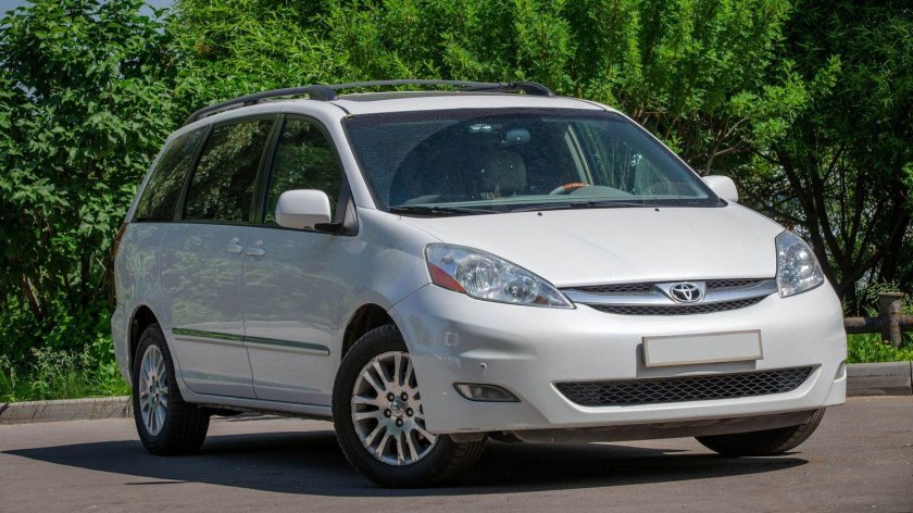 Тойота Сиенна 2007