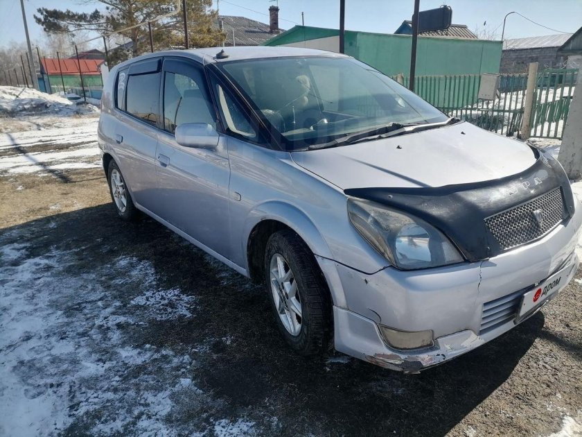 Тойота опа 2001