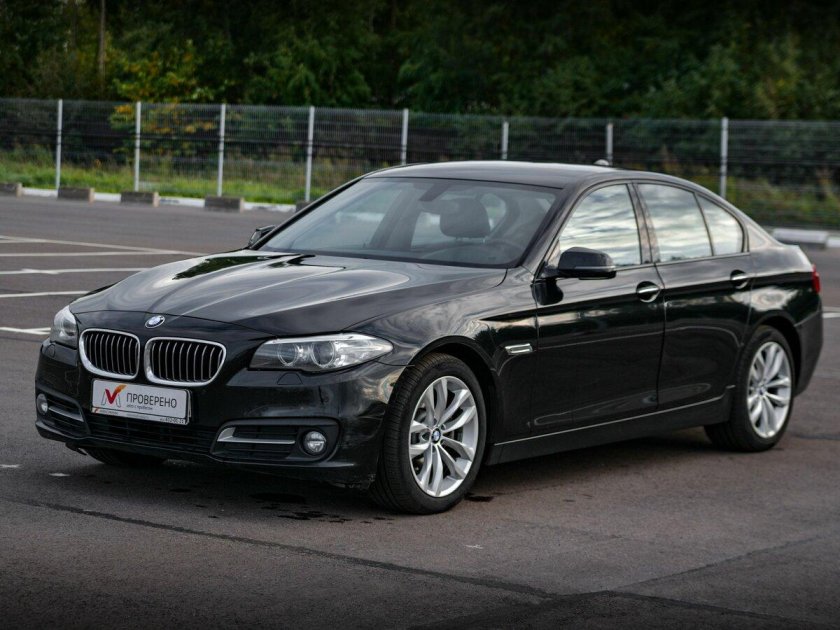 БМВ 7 2013 года