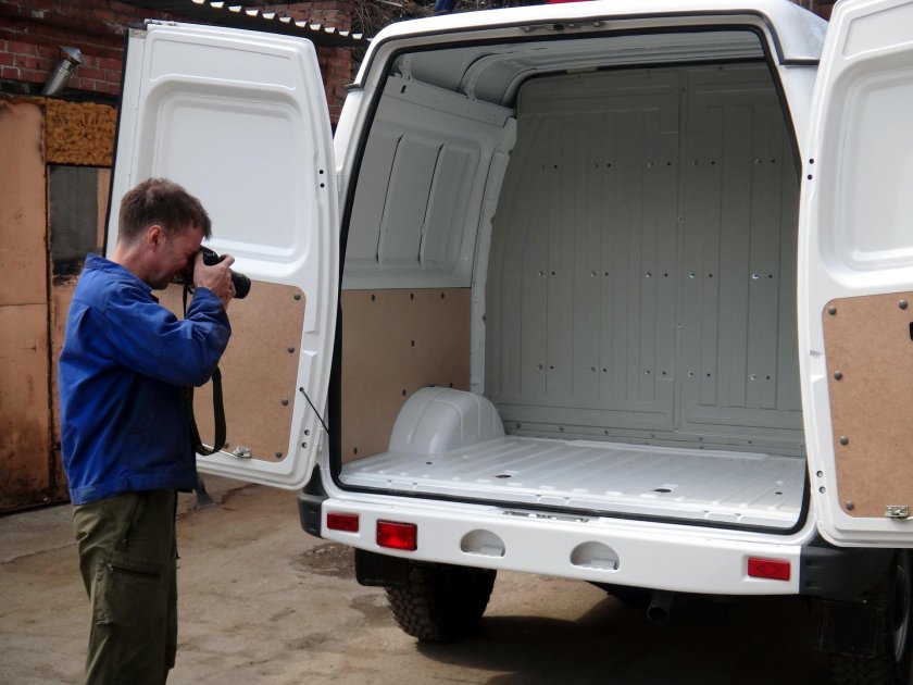 ГАЗ 2752 Соболь грузовой отсек