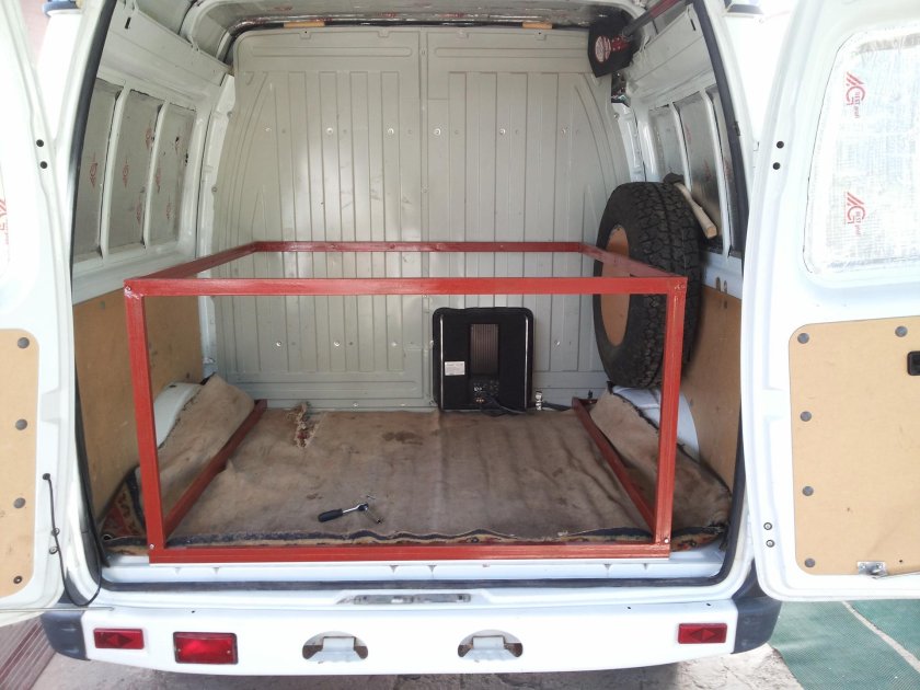 Габариты грузового отсека Соболь 2752