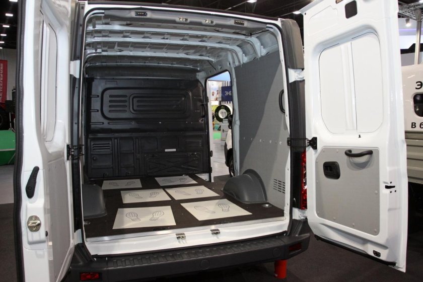 Соболь НН грузовой отсек