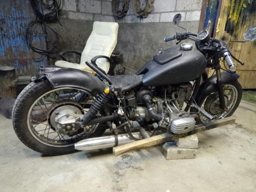 Мотоцикл Днепр МТ 10