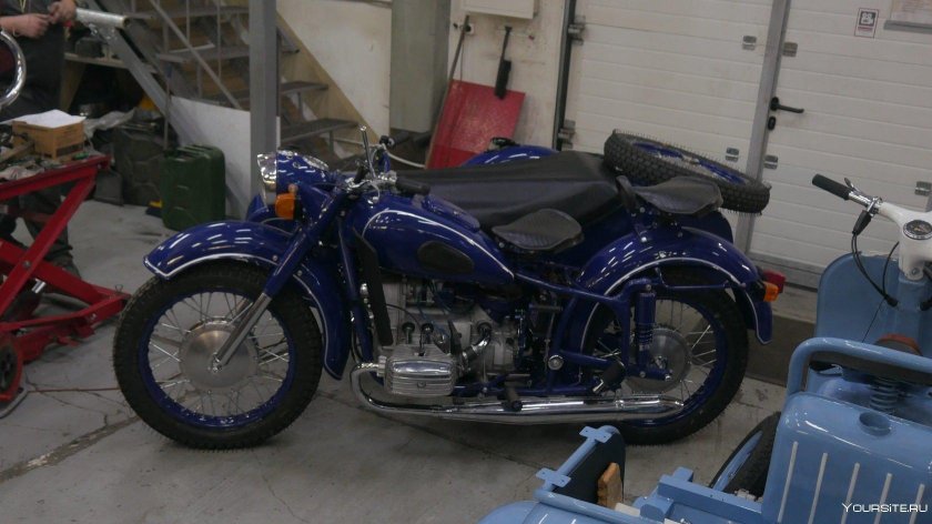 Мотоцикл Днепр МТ 9