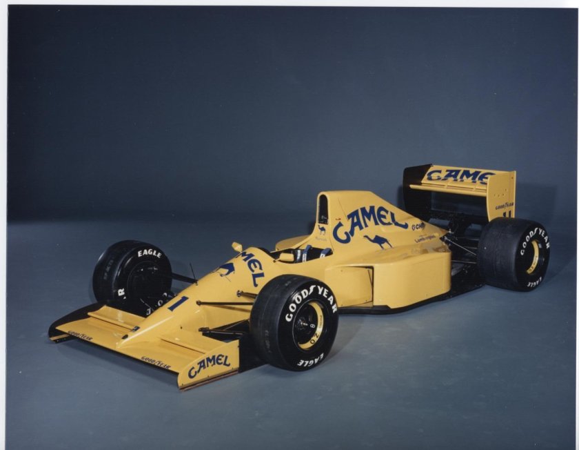 1990 Lotus 102