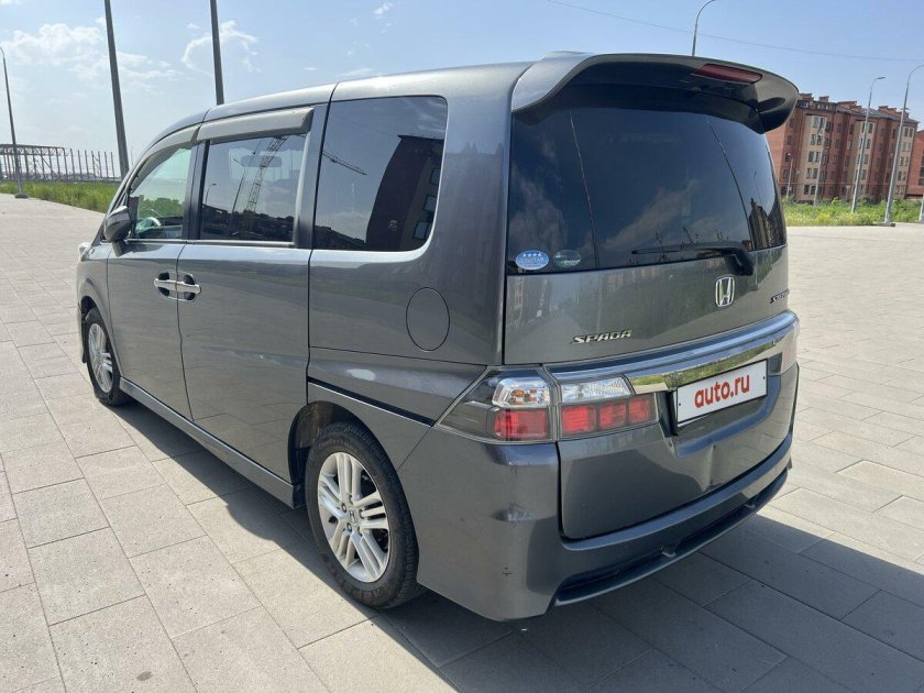 Honda stepwgn spada 2005