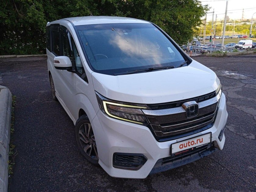 1.5 Spada cool Spirit Honda Sensing 7 Seater