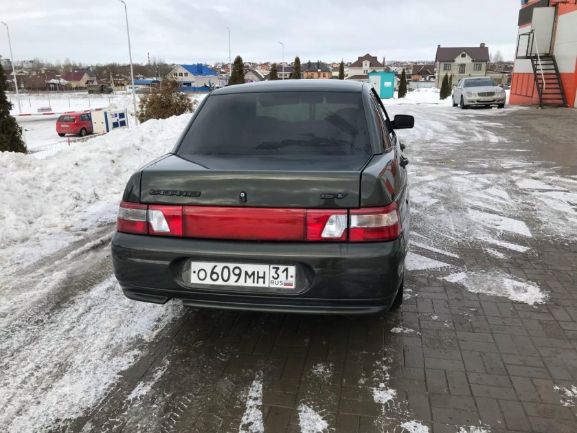 ВАЗ 2110 золото инков