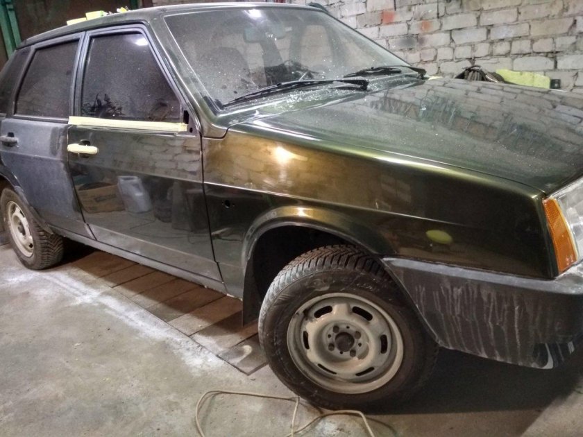 ВАЗ 21099 цвет золото инков