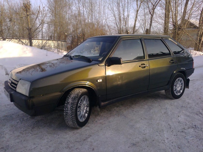 ВАЗ 2109 золото инков