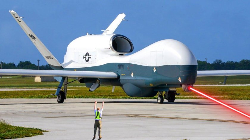 Mq-4c «Тритон»