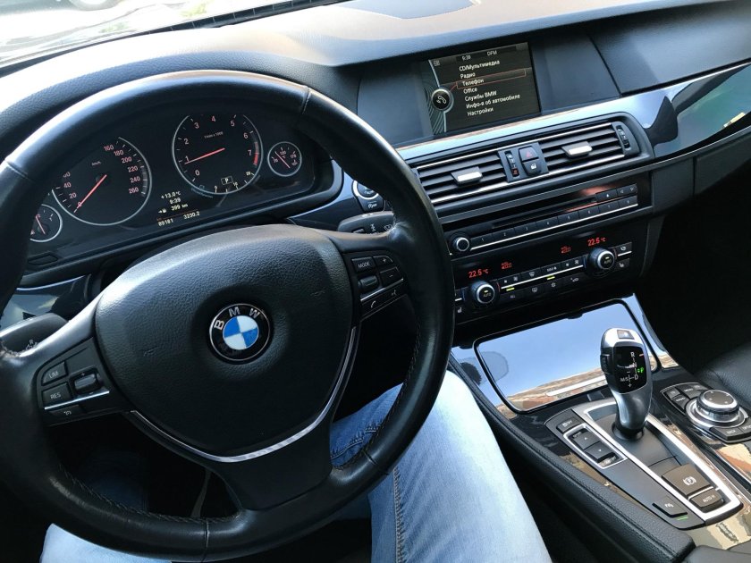 BMW 528i XDRIVE