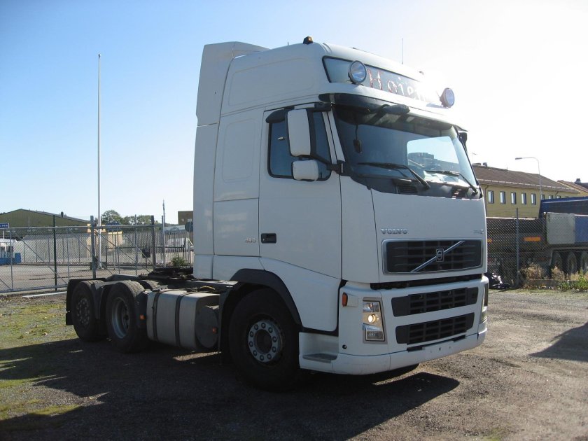 Volvo f12 6x2