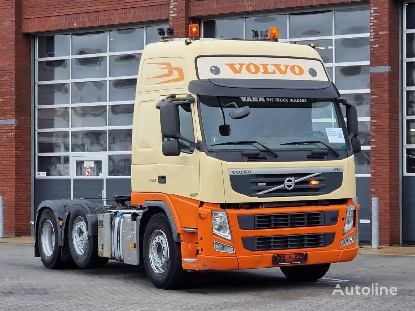 Тягач вольво