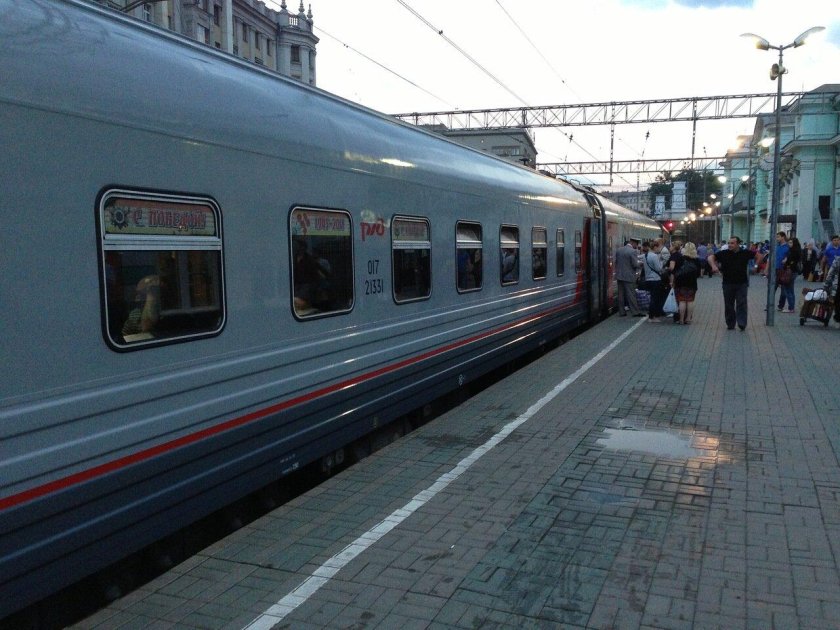 Фирменный поезд Жигули