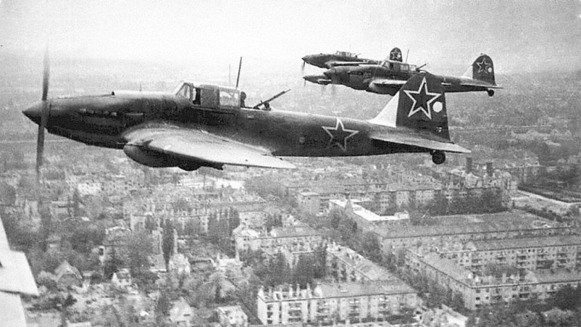 Советский штурмовик ил 2