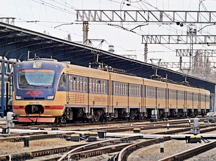 Эпл2т электропоезд