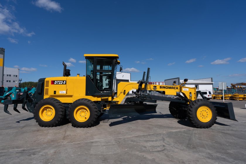 Автогрейдер changlin py220