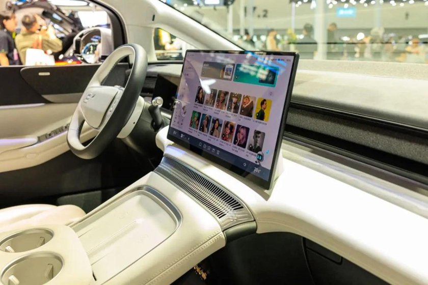 Китайская электромобиль