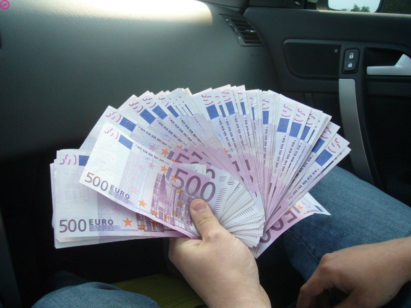 Евро в руках