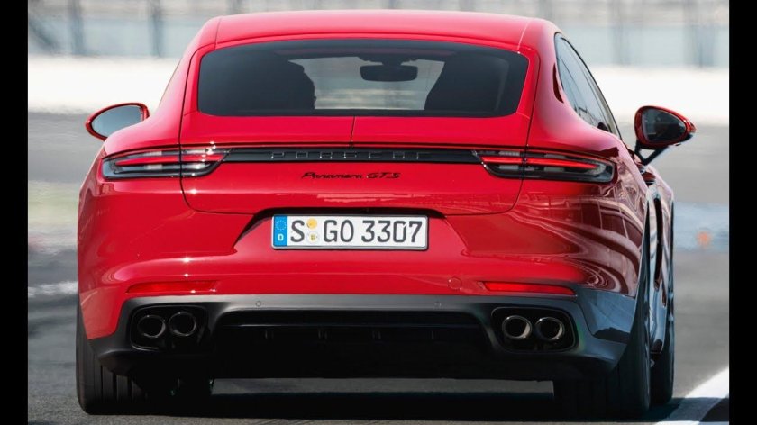 Порше Панамера 2019