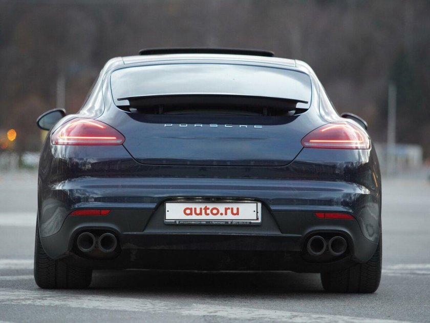 Porsche panamera i