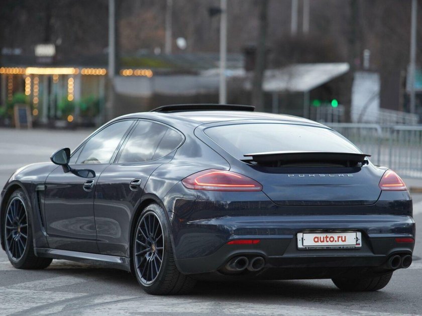Porsche panamera gts