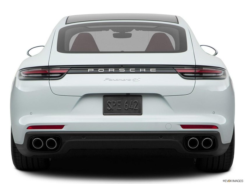 Порше Панамера 2019