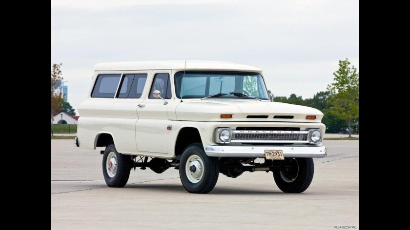 Chevrolet Suburban 1965