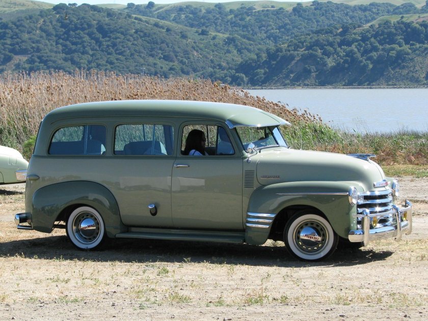 Chevrolet Suburban 1955