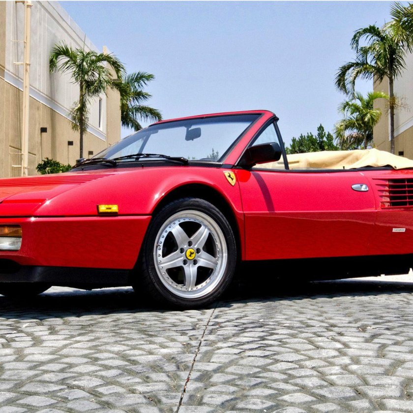 Ferrari 3.2 mondial cabriolet