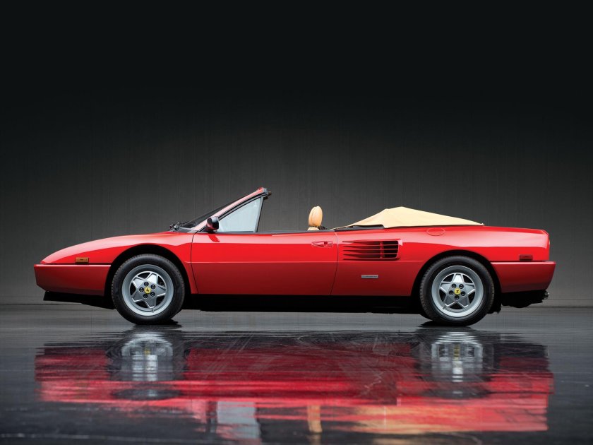 Ferrari mondial cabriolet