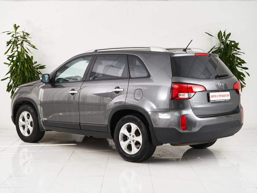 Киа Соренто бу 2014
