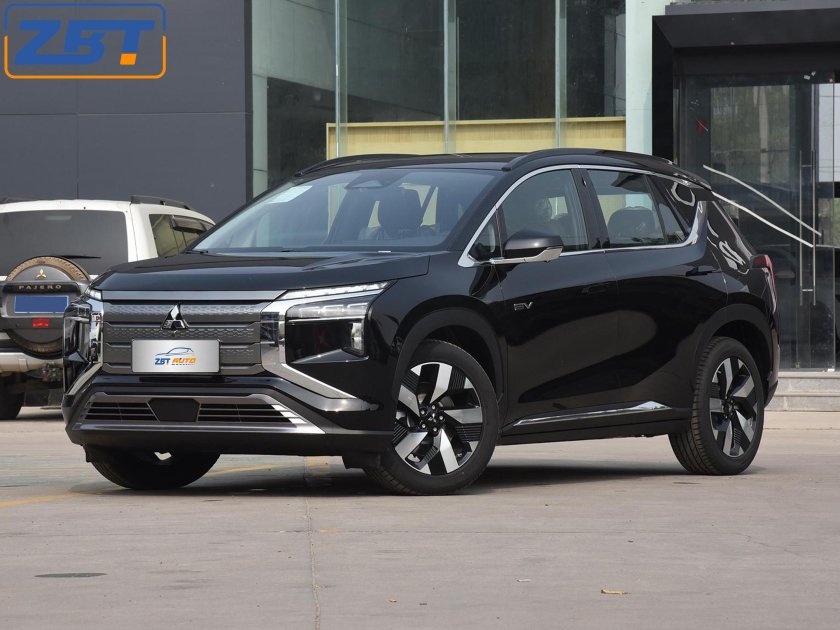 Mitsubishi внедорожник