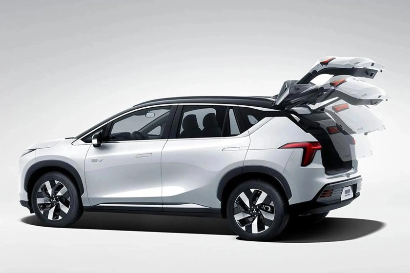 Mitsubishi Airtrek ev 2022