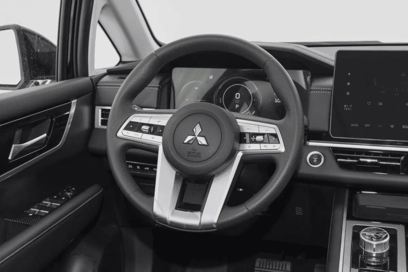 Mitsubishi outlander plug in hybrid