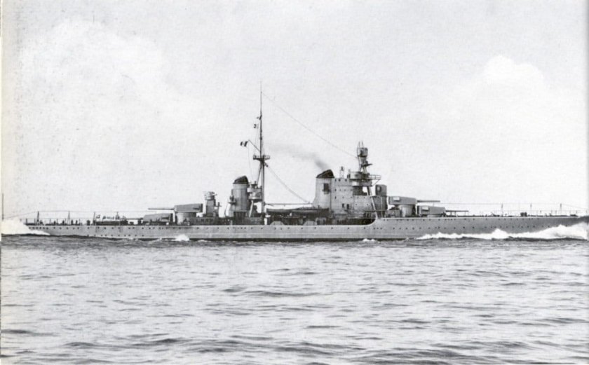 Итальянский крейсер таранто