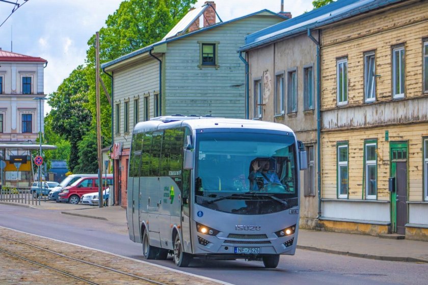 Автобусный транспорт