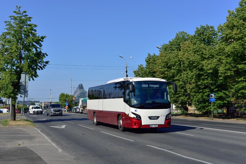 Автобус Латвия