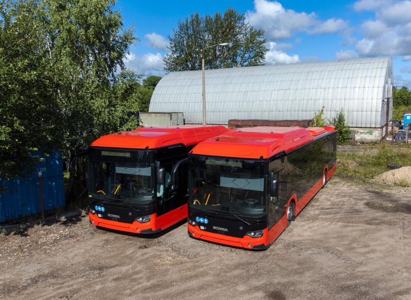 Автобус Латвия