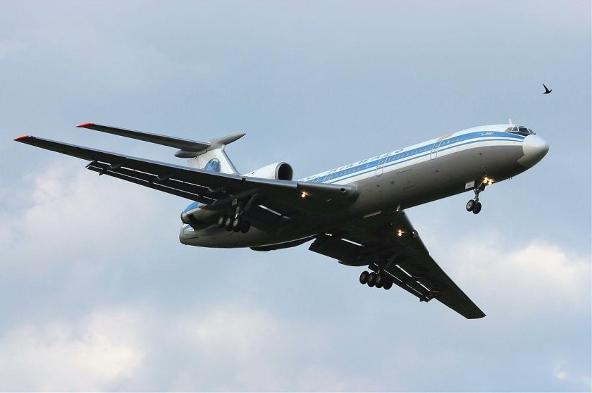 Международные авиалинии Украины ту-154