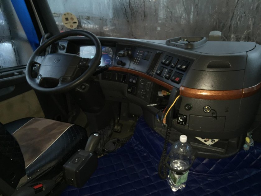 Volvo FH 2008 салон