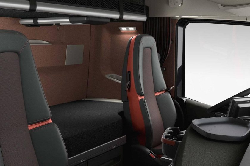 Volvo FH 750 салон