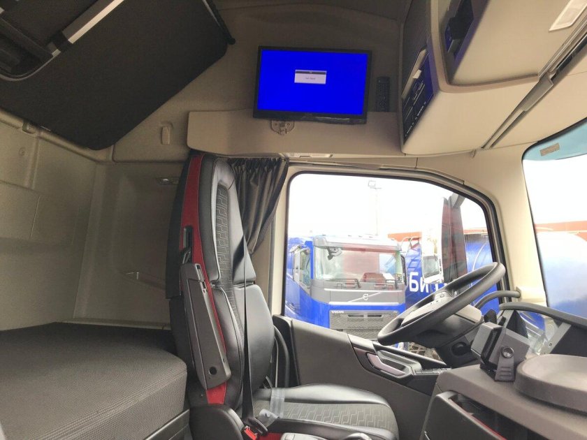 Volvo fm 2012 кабина спальник