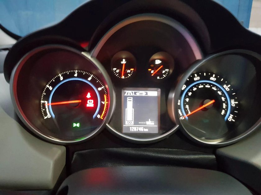 Приборка Шевроле Круз