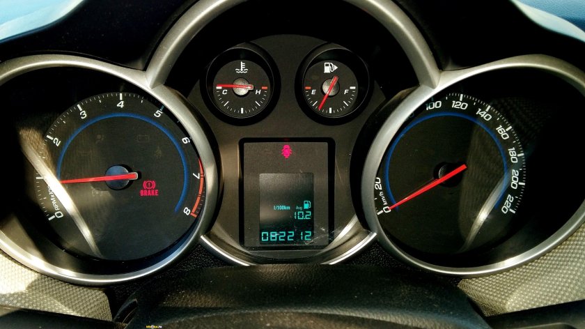 Спидометр на Шевроле Круз 2012