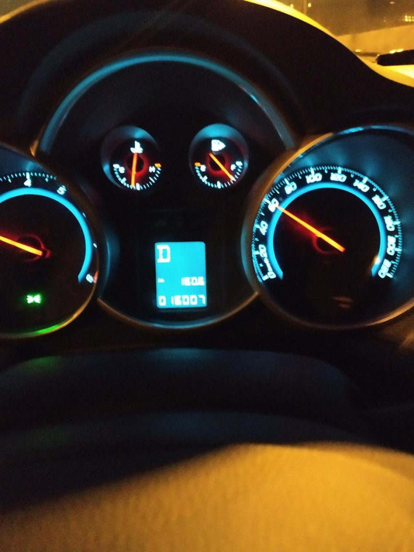 Цифровой спидометр Chevrolet Cruze